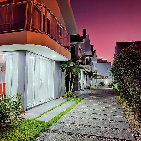 Residencial Bernardo, Meia Quadra Do Trapiche Florianopolis Bagian luar foto