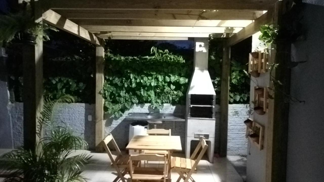Residencial Bernardo, Meia Quadra Do Trapiche Florianopolis Bagian luar foto