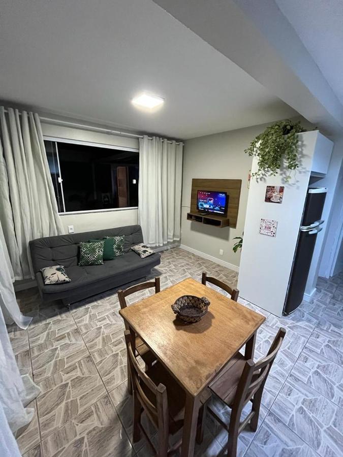Residencial Bernardo, Meia Quadra Do Trapiche Florianopolis Bagian luar foto